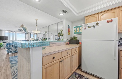 Navarre Beach Condo | Gorgeous Gulf Front Beach Oasis - Emerald Surf #302