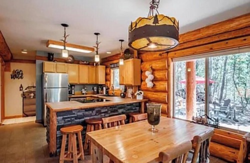 Crescent Cabin | Gorgeous Log Cabin with Hot Tub & Theater near Snowmobile & SXS Trails & Lakes!
