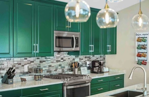 Prudenville House | Grandview on East Bay