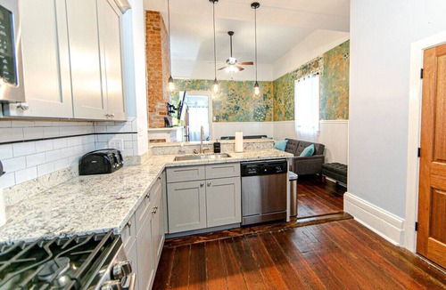 Treme Apartment | Great for groups, close to the french quarter, loads of historic charm!