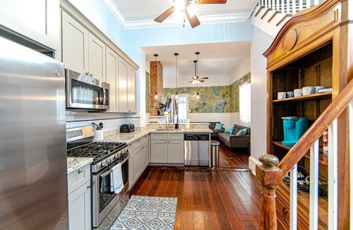 Treme Apartment | Great for groups, close to the french quarter, loads of historic charm!