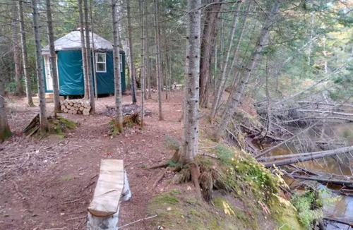 Paradise RV Rental | Great Lakes Yurt Camp: Kingfisher Yurt
