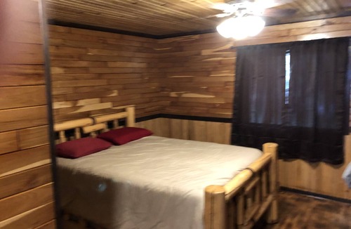 Eagle River Cabin | Great Location, Quiet, Waterfront, Family Friendly