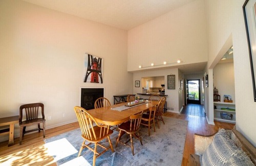 South Haven House | ^ GREAT VIEWS; 1 BLOCK TO NORTH BEACH; HOT TUB; FIRE PIT ^