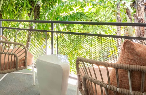 Islamorada Hotel | Guest Room, 2 Queens, Balcony, Free Parking & 3 Outdoor Pools
