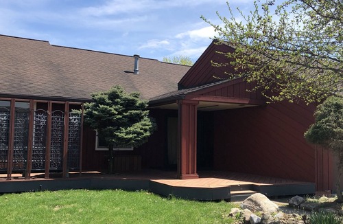 Shelbyville House | Gun lake front home available for June July and august rent all or 30 days