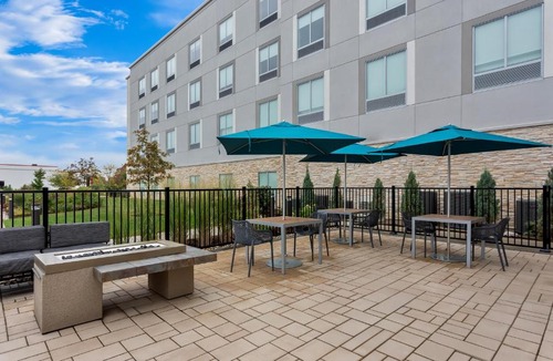 Huntley Hotel | Hampton Inn By Hilton Huntley Chicago