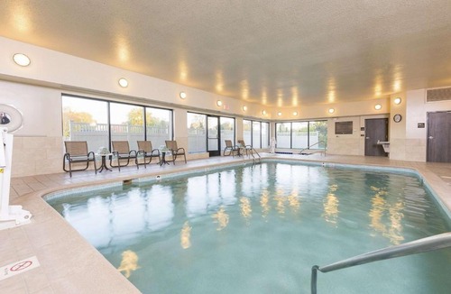 Mount Pleasant Hotel | Hampton Inn Mount Pleasant