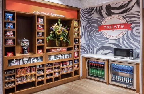 West Central Hotel | Hampton Inn & Suites Fort Wayne Downtown