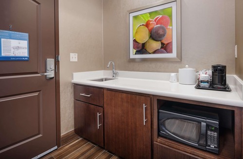 Tanasbourne Hotel | Hampton Inn & Suites Portland/Hillsboro-Evergreen Park
