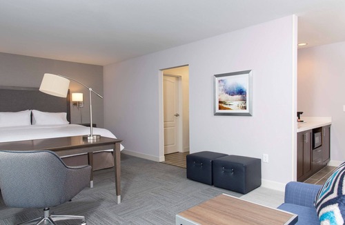 Michigan City Hotel | Hampton Inn & Suites Michigan City