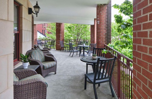 Saratoga Springs Hotel | Hampton Inn & Suites Saratoga Springs Downtown
