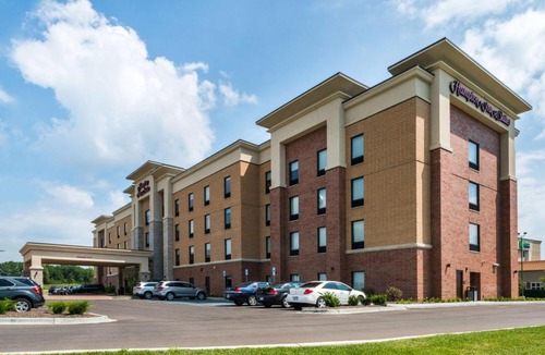 Wixom Hotel | Hampton Inn & Suites Wixom/Novi/Detroit, Mi