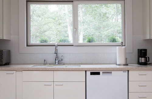 Springs House | Hampton Retreat- All Seasons- Home Away from Home- Serene and Peaceful