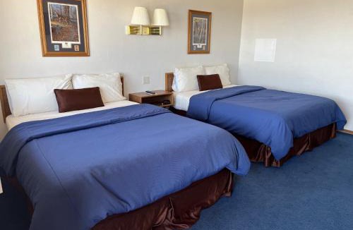 Algoma Hotel | Harbor Inn Algoma