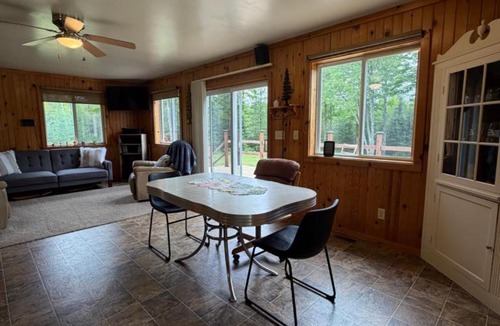 Northland House | Hardwood Hide Away