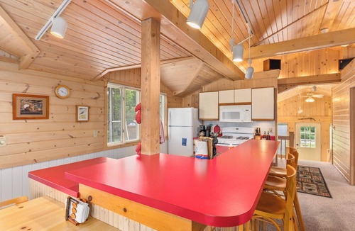 Sayner Cabin | Harlequin Haven | Hot Tub, AC, Lake Access, Private Deck