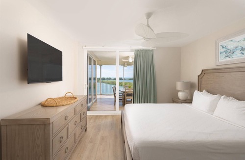 Marathon Hotel | Hawks Cay Resort