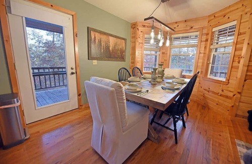 Blairsville Cabin | Hayden’s Hideaway - View, hot tub, game room, fun!