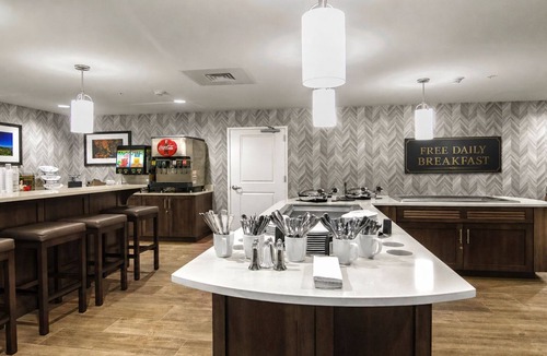 Marquette Apartment | Hearing-Accessible Queen Studio, Marquette