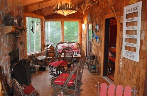Grand Marais Cabin | HeartRock Haven on Leo