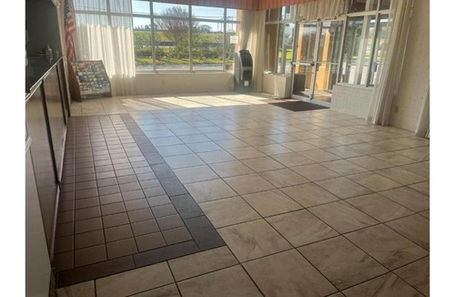 Baton Rouge Hotel | Heritage Inn & Suites