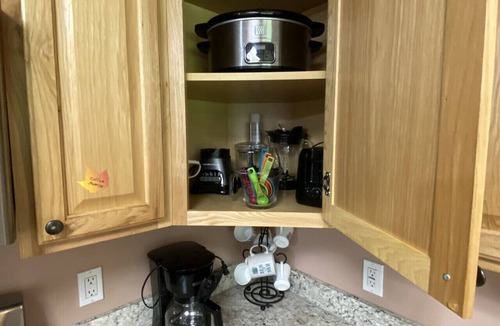 Lapeer Apartment | Hidden Charm Suites - Peaceful Suite Lake Retreat