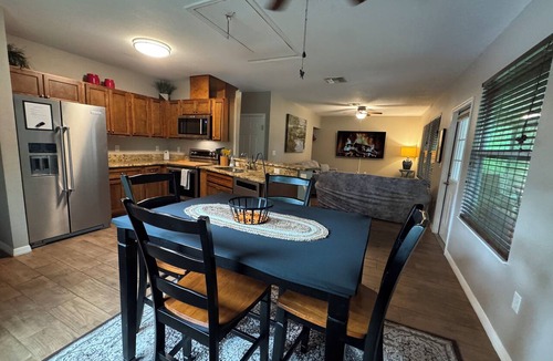 Weeki Wachee Gardens House | Hidden Spring-run Swimming elevated Views & Game Rm