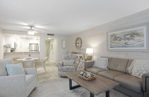 Avon By The Sea Condo | High End 2BR & 2BATH Condo next to Pier! POOL, Balcony & RIGHT on the BEACH!