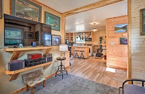 La Pine House | High Lakes Hideaway: La Pine Fishing Cabin!