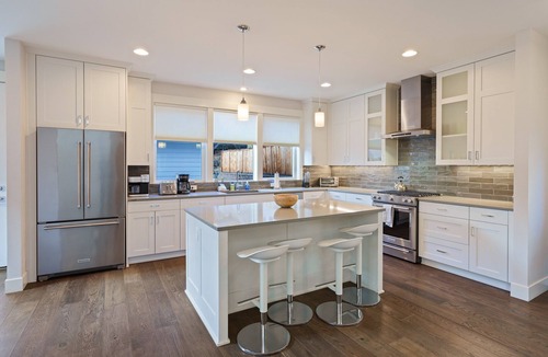 Awbrey Butte House | Hillside Haven - Bend's West Side, Work-from-Home Office, New, Modern, Light, Bright