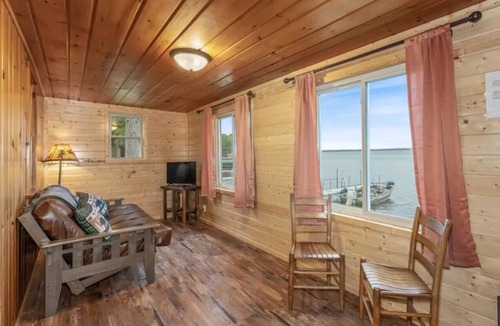 Phelps Cabin | Hillside Resort Cabin #6