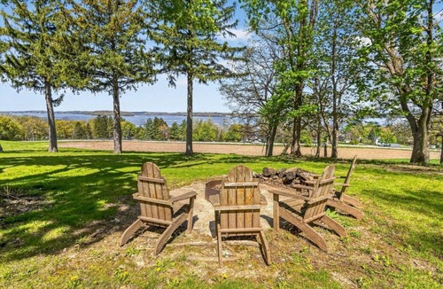 Markesan Cabin | Hilltop Haven on Big Green Breathtaking Views