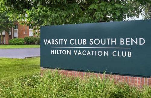 Mishawaka Resort | Hilton Vacation Club Varsity Club South Bend, IN