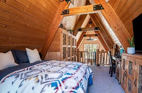 Three Rivers Cabin | Hip a-frame with cedar soaking tub nestled between Sunriver & Mt. Bachelor