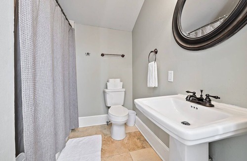 Beauregard Town Historic District House | Historic 2BD Home | Minutes From Downtown & LSU
