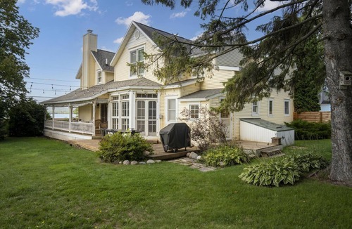 Oden Cottage | Historic 5BR Cottage Near Trails with Crooked Lake Views