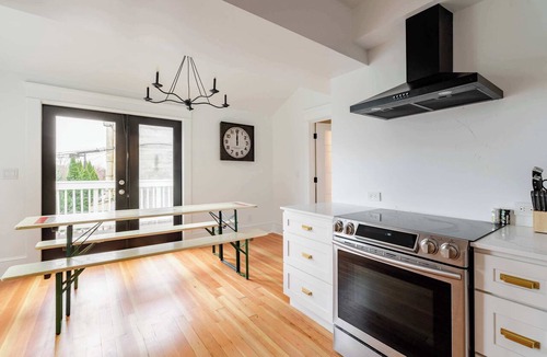 Nob Hill House | Historic Meets Modern | 4BR Walk to NW 23rd