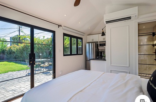 Encanto Cottage | Historic Phoenix's Midtown Carriage House, Downtown {Free Parking}