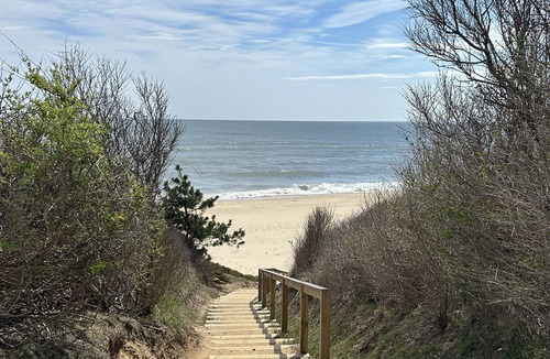 Montauk Cottage | Hither Hills 2BR Montauk Cottage - walk to beach!