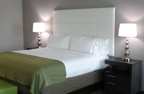 Covington Hotel | Holiday Inn Covington by IHG