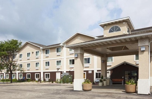 Morrisonville Hotel | Holiday Inn Express Deforest Madison Area by IHG