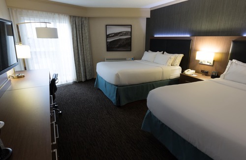 Downtown Edmonton Hotel | Holiday Inn Express Edmonton Downtown, an Ihg Hotel