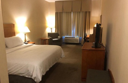 Howell Hotel | Holiday Inn Express Hotel & Suites Howell by IHG
