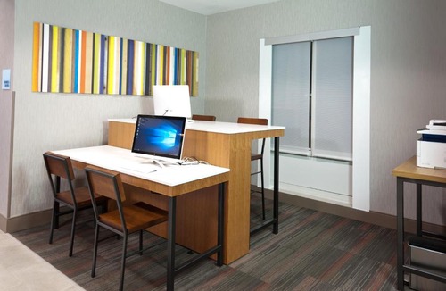 Scott Hotel | Holiday Inn Express Hotel & Suites Scott-Lafayette West by IHG