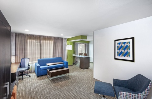 Inniswold Hotel | Holiday Inn Express & Suites Baton Rouge East by IHG