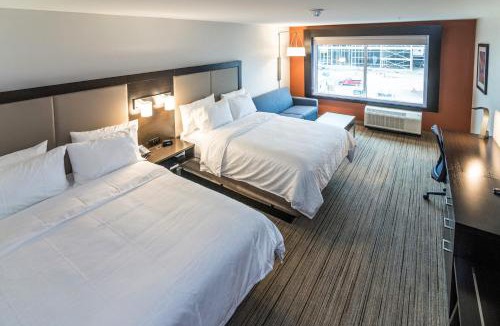 Allen Park Hotel | Holiday Inn Express & Suites Allen Park by IHG