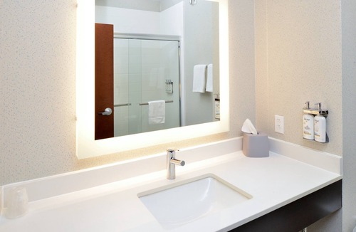 Carthage Hotel | Holiday Inn Express & Suites Carthage by IHG