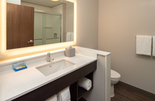 Camas Hotel | Holiday Inn Express & Suites Camas - Vancouver by IHG