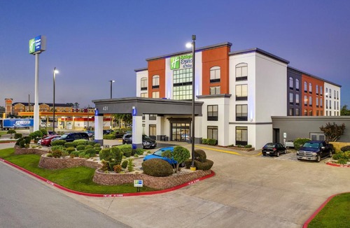 Longview Hotel | Holiday Inn Express & Suites Longview North by IHG